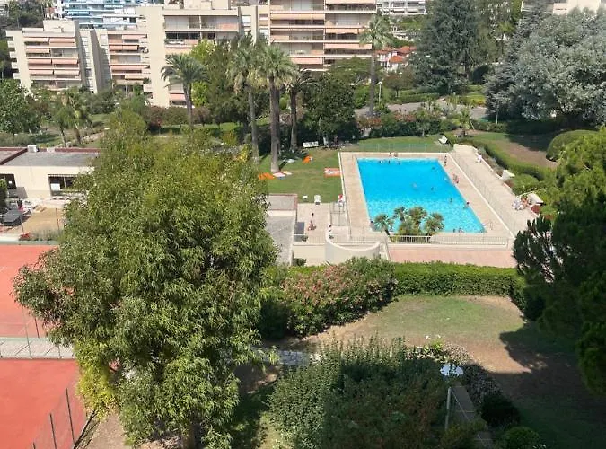Appartamento Vue Sublime - Piscine&activités Sur Place Juan-les-Pins